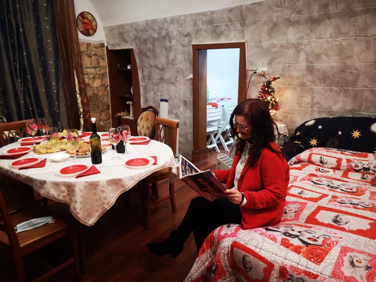 Casa Vacanza Mary Apartment Santeramo in Colle Exterior photo